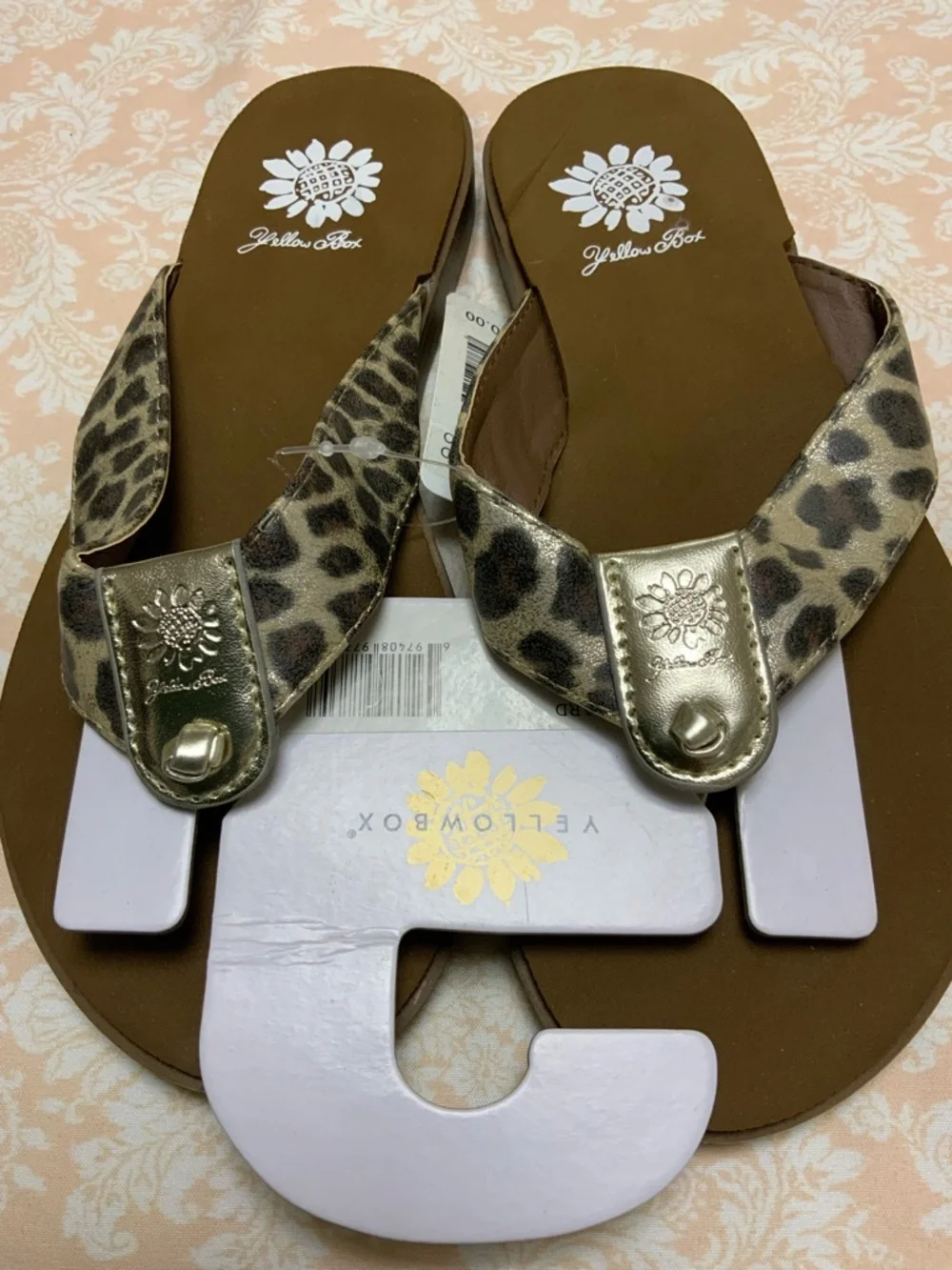 Yellow Box Leopard Print Thong Flip Flops Sandals with Metallic Accents - Picture 1 of 2